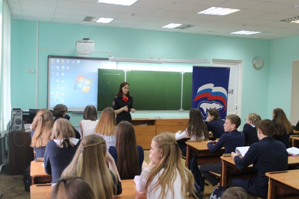 В Саранске школьникам рассказали о ПДД при использовании гироскутеров