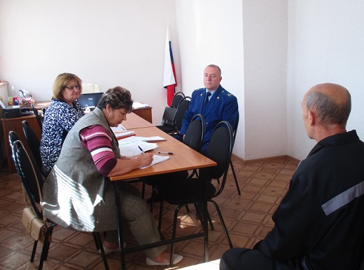 Правозащитники и Дубравный прокурор изучили условия содержания осужденных в Мордовии  