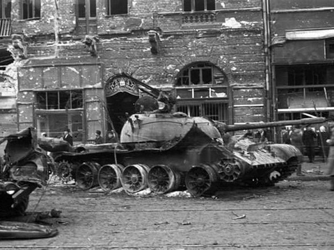 Мятеж в Венгрии: как английская разведка выведала секреты новейшего танка Т-54А