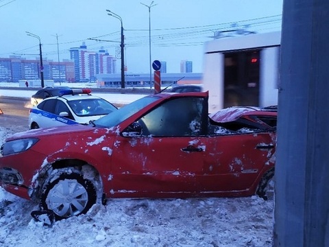В Мордовии росгвардейцы пришли на помощь водителю, пострадавшемув ДТП