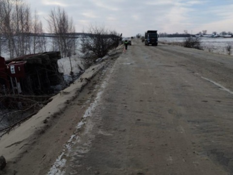 В двух районах Мордовии водители оказались в кювете