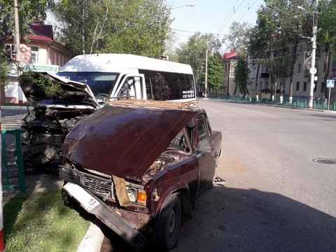 В Саранске 5 человек, в том числе двое детей пострадали в ДТП с участием 