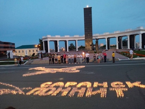 В память о героях в Саранске зажгли «Огненную картину войны» 