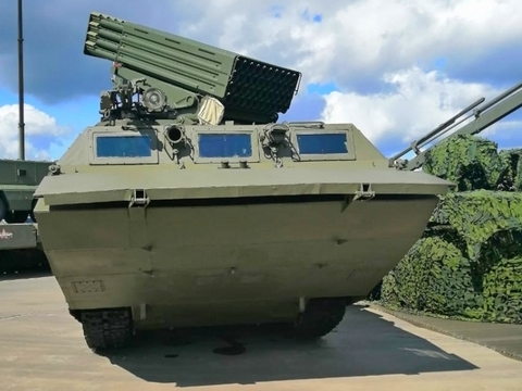 Какую технику, кроме ТОС-1А и Т-80БВМ, показал Омсктрансмаш на «Армия-2021»