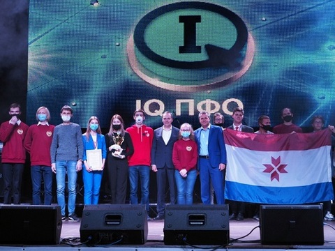 Артём Здуновпоздравил победителей и призеров интеллектуальной олимпиады IQ ПФО