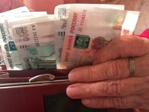 В нерабочие дни в Мордовии изменится график доставки пенсий и соцвыплат