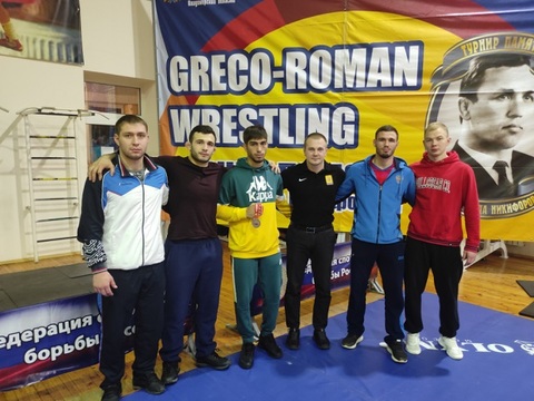 Спортсмены из Мордовии завоевали медали Всероссийского турнира по греко-римской борьбе