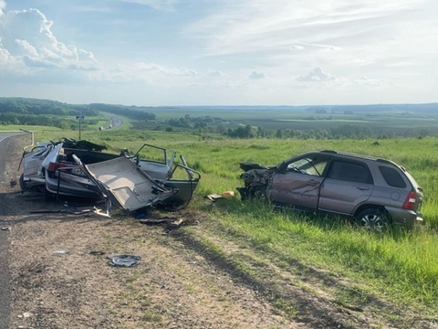 В Мордовии разыскивают очевидцев ДТП с ВАЗ-21140 и «Киа Спортейдж», в котором погибли 3 человека