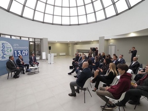 Глава Мордовии встретился с представителями IT-отрасли 