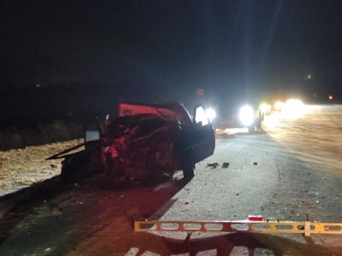 В Мордовии 24-летний водитель «Приоры» и 16-летняя девушка пострадали из-за выехавшей навстречу иномарки