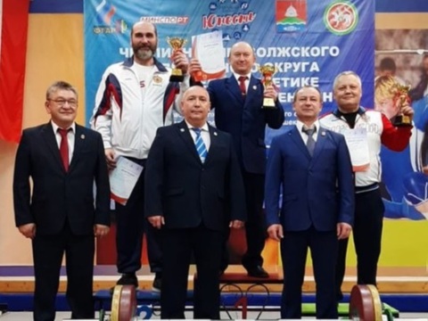 Тяжелоатлеты из Мордовии завоевали 9 наград чемпионата и первенства ПФО по тяжелой атлетике
