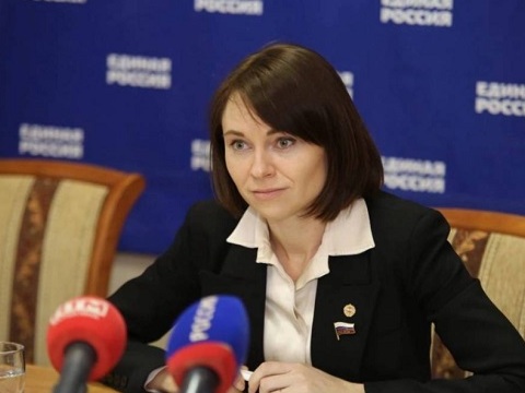 Депутат госдумы Юлия Оглоблина  участвует в сборе гуманитарной помощи для жителей Белгородской области