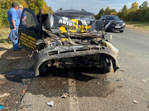 В Мордовии 20-летний водитель «десятки» пострадал в столкновении с «Камазом»