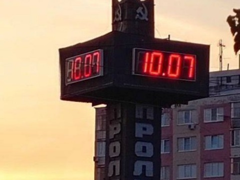 В Саранске установили новые электронные часы на пересечении ул. Коваленко и пр. 60 лет Октября 