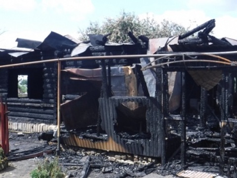 Житель Мордовии сжег свой дом после ссоры с женой 
