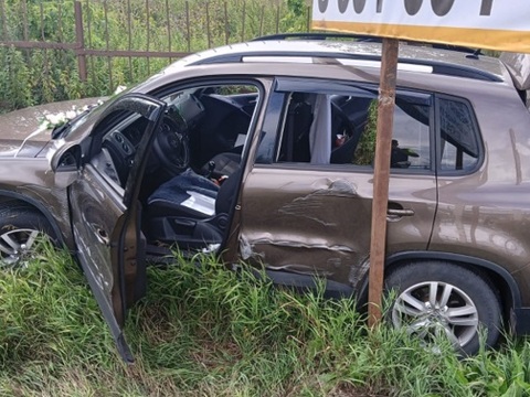 В пригороде Саранска из-за авто на 