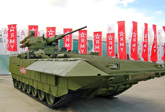 55-тонная российская БМП Т-15 