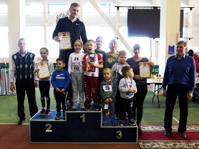 В Саранске наградили победителей Кубков Саранска и Мордовии по беговелам
