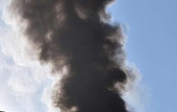 В Саранске загорелась тонна резиновой крошки на заводе