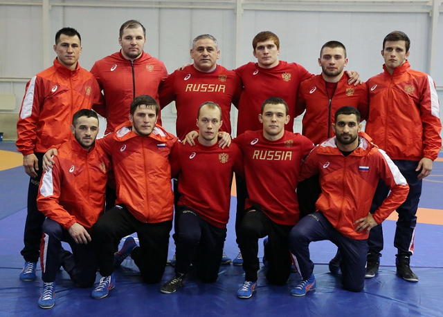 Полный комплект медалей собрали борцы из Мордовии на международном турнире в Германии