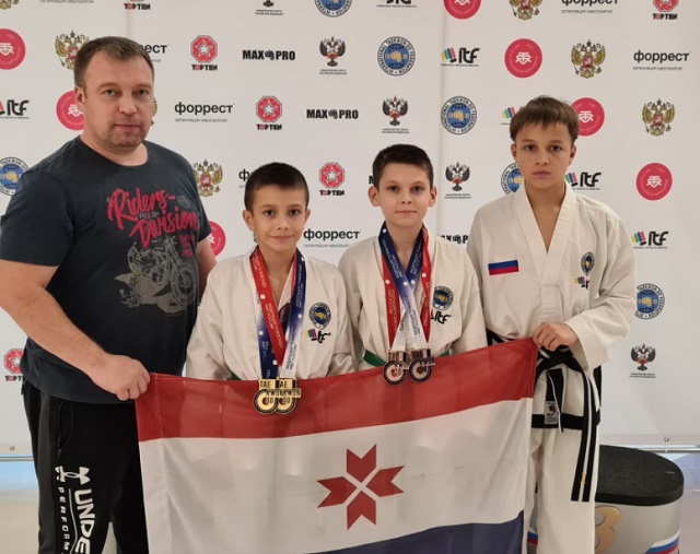 Спортсмены из Мордовии завоевали 2 «золота» и 3 «бронзы» на всероссийских соревнованиях по тхэквондо