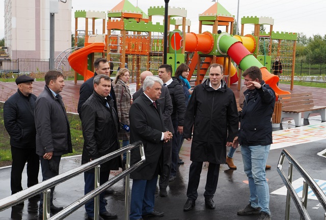 Артём Здунов осмотрел новый парк отдыха в Саранске на улице Тани Бибиной