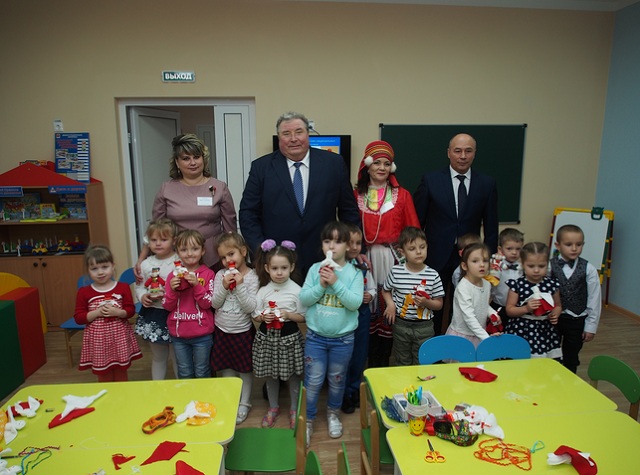 Глава Мордовии Владимир Волков осмотрел новый детский сад в Больших Березниках