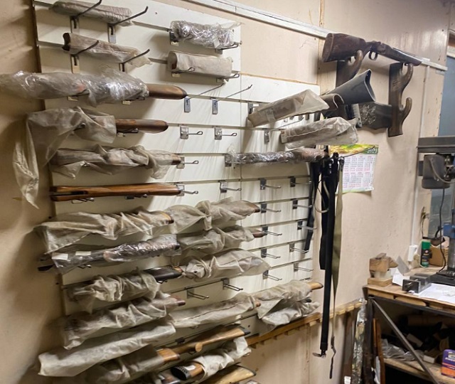 В Мордовии суд рассмотрит дело работника оружейного магазина - владельца подпольной мастерской