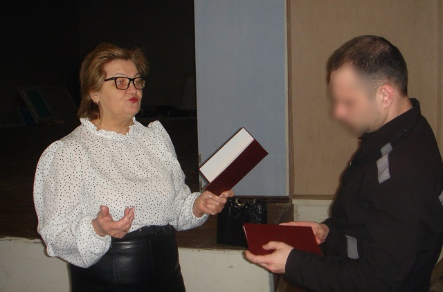 В мордовской колонии вручили дипломы о профессиональной переподготовке трем осуждённым