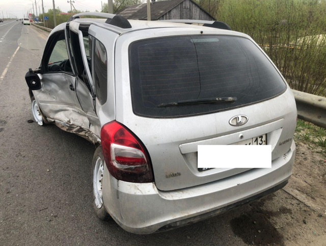 75-летний водитель «Лады Калины» пострадал в столкновении с «Фордом» в Мордовии