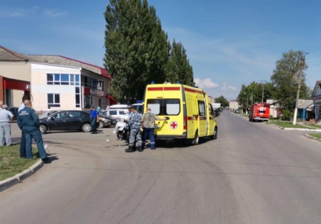 В Мордовии столкнулись Honda Shadow и УАЗ, мотоциклист госпитализирован