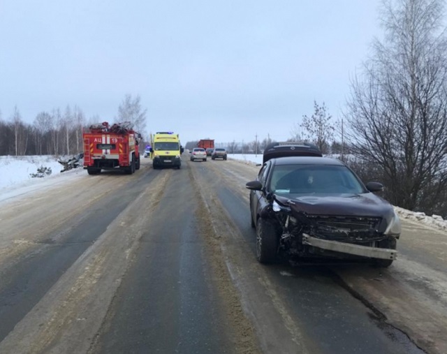 В Мордовии водитель Nissan Teana выехала навстречу «Богдан-2110», двое пострадали